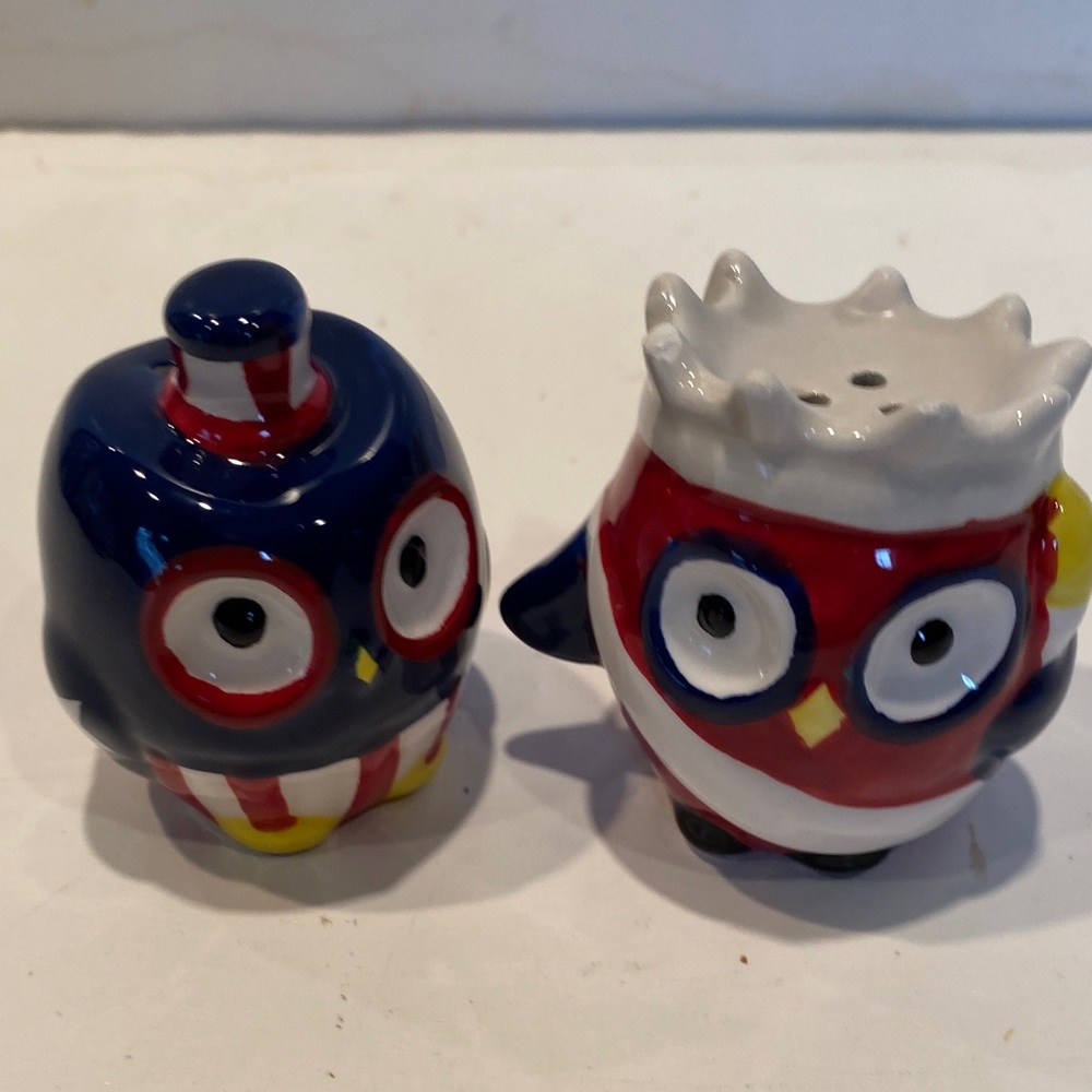 Vintage Hand-Painted Patriotic Owl Salt & Pepper Shakers